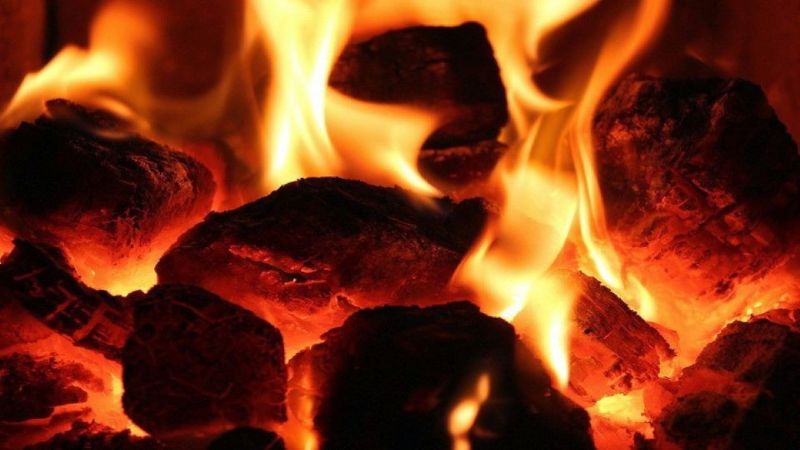 Hiểu đúng về khả năng cháy của than đá - Mạnh Thành Công